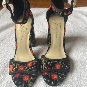 Fergie Black Velvet Floral Embroidered Ankle-Strap Heels with Orange Flowers